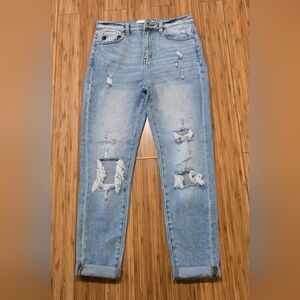 NWOT KanCan Distressed Highwaist Light Blue Jeans